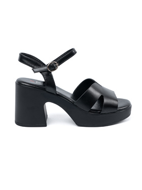 Sandały czarne na słupku