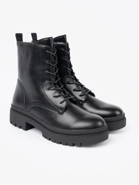 Czarne sznurowane botki damskie