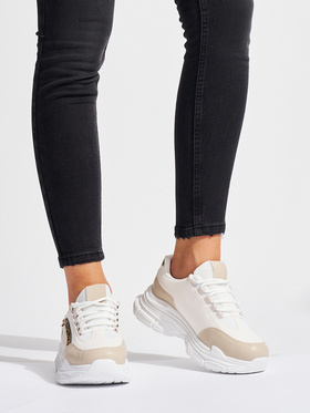 Creamy Casual Sneakers