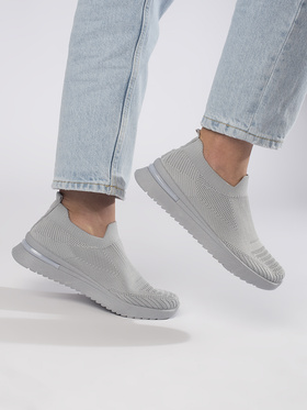 Casual Slip-On Gray Sneakers