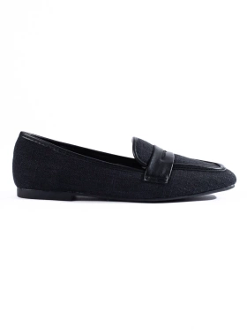 Chic Black Loafers