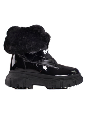 Black Snow Boots with Elastic