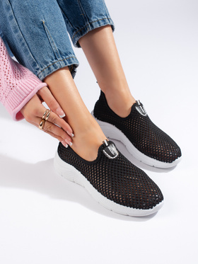 Lacy Slip-On Black Sneakers