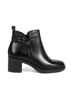 Chic Black Ankle Boots with Decorative Zipper and Buckle