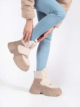 Cozy Beige Platform Snow Boots with Faux Shearling Trim