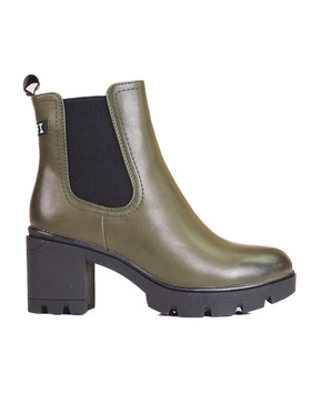 Green Heel Chelsea Boots