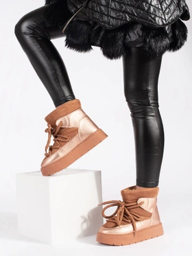 Cozy Lace-Up Brown Snow Boots with Chunky Soles