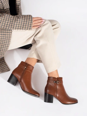 Warm Brown Ankle Boots with a Block Heel by Sergio Leone