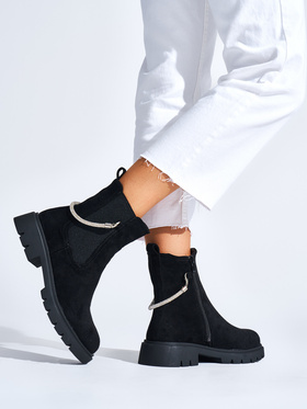 Chic Black Ankle Boots with Decorative Chain