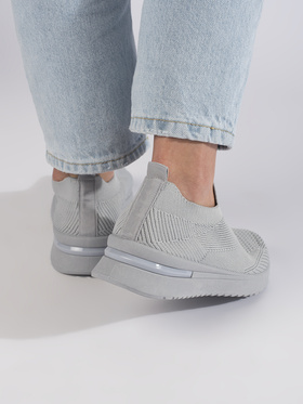 Casual Slip-On Gray Sneakers