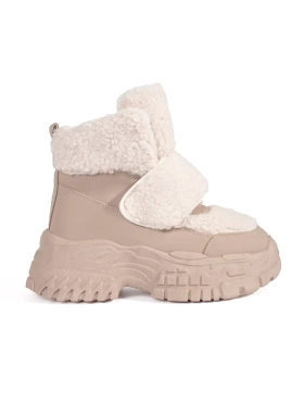 Cozy Beige Platform Snow Boots with Faux Shearling Trim