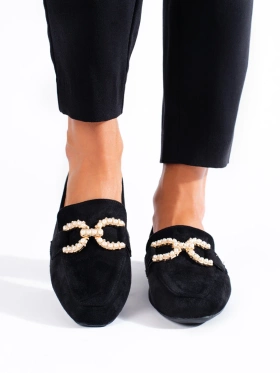 Black Loafers with Decoration