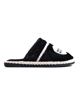 Black fluffy slippers