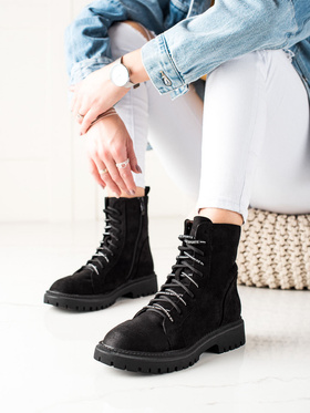 Trendy Black Lace-Up Boots