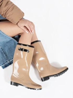 Creamy High-Gloss Rain Boots