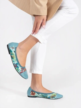 Floral Pattern Ballet Flats with Glossy Toe