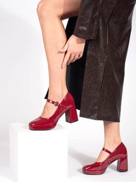 Glossy Red Buckle Heel Shoes