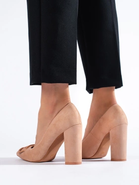 Vinceza Suede Beige Pumps