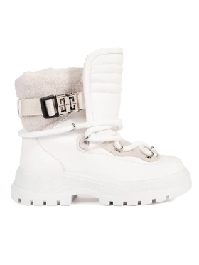 White Snow Boots with Faux Fur and Chunky Soles