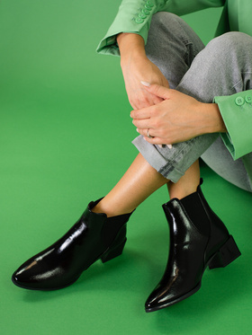 Shelovet Elegant Black Chelsea Boots