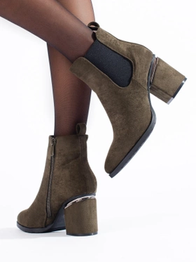 Dark Green Suede Ankle Boots with Block Heel by Vinceza