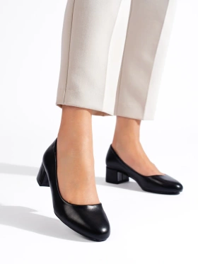 Chic Black Low-Heel Pumps