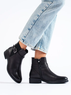 Chic Black Ankle Boots with Stretchy Panel