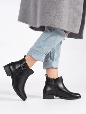 Sleek Black Ankle Boots with Flat Heels