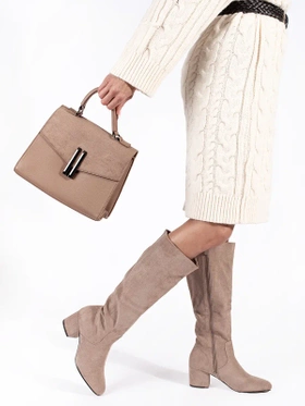 Chic Beige Crossbody Bag