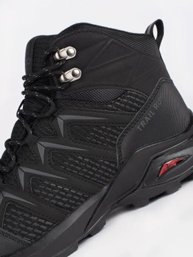 Warm Black Trekking Boots