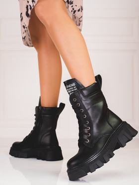 Lace-Up Black Combat Boots with Tread