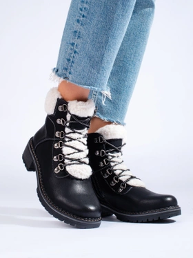 Cozy Black Winter Boots with Faux Fur Lining