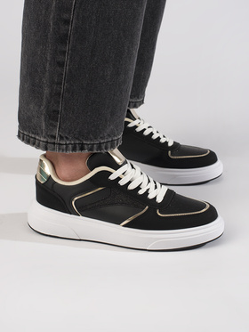 Black Casual Sneakers