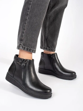 Cozy Black Leather Ankle Boots by Sergio Leone