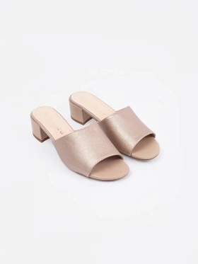 Sergio Leone beige heeled flip-flops