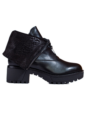 Vinceza Fold-Over Ankle Boots