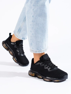 Women's sporty shoes on a rubber platform