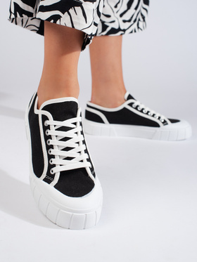 Comfortable Black Sneakers