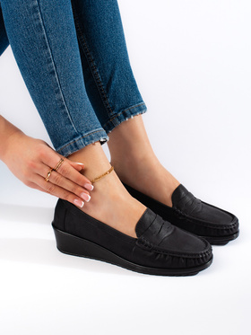 Chic Black Loafers