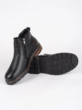 Warm Black Chelsea Boots