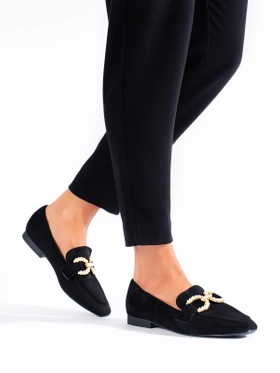 Black Loafers with Decoration